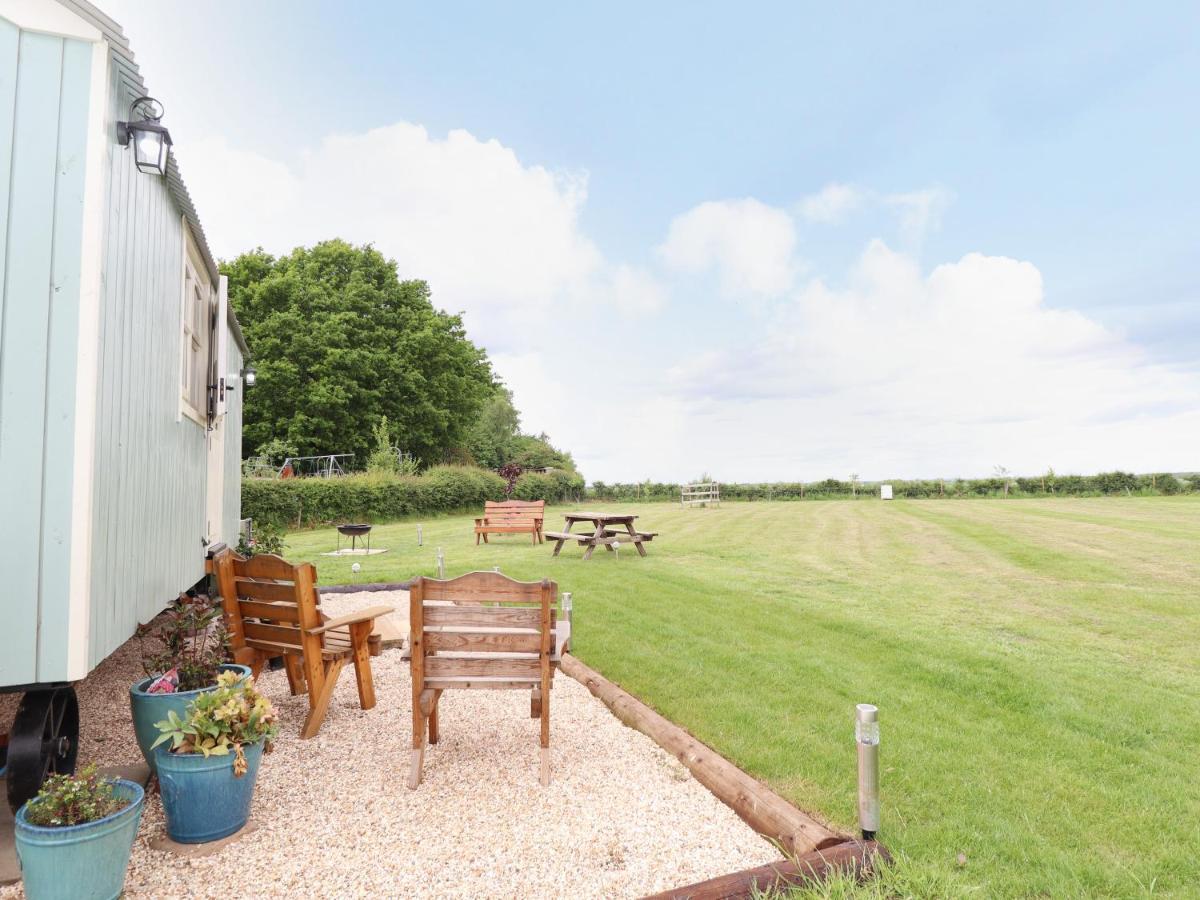 Honeybee Lodge Woodhall Spa Zewnętrze zdjęcie